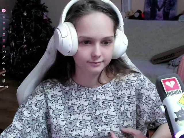 DennyDular's BongaCams show and profile