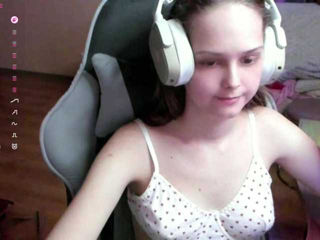 DennyDular's BongaCams show and profile