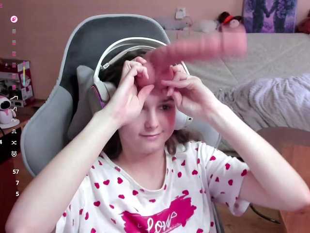 DennyDular's BongaCams show and profile