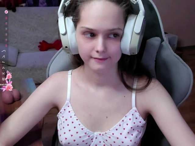 DennyDular's BongaCams show and profile