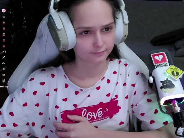 DennyDular's BongaCams show and profile