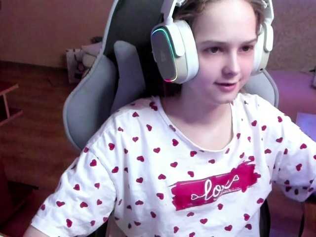 DennyDular's BongaCams show and profile