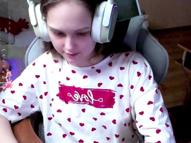 DennyDular's BongaCams show and profile