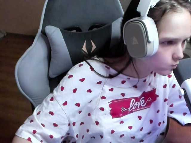 DennyDular's BongaCams show and profile