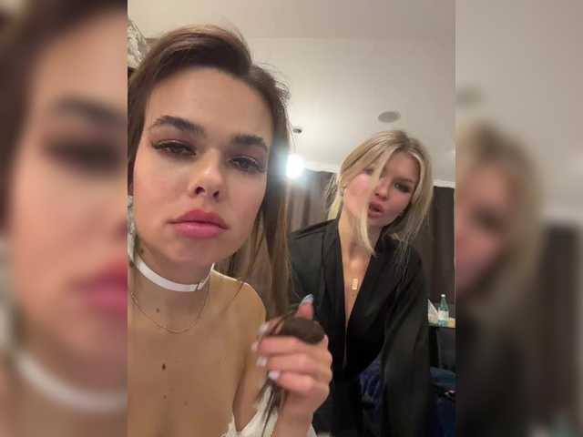 GiaVibey's BongaCams show and profile