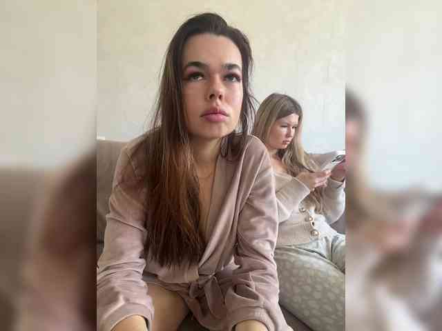 GiaVibey Live Webcam on BongaCams