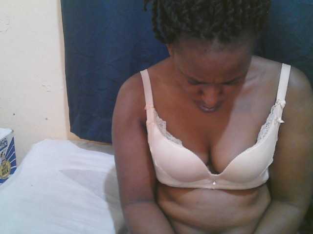 naughty-slender Live Cam on BongaCams