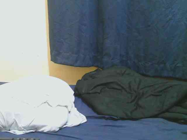 naughty-slender webcam