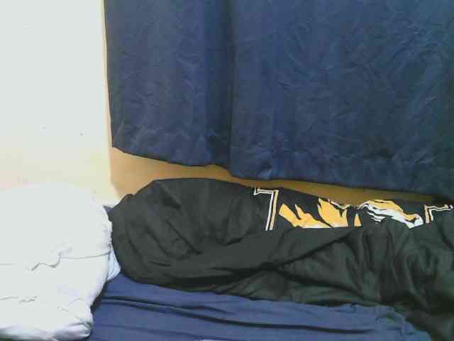 naughty-slender webcam