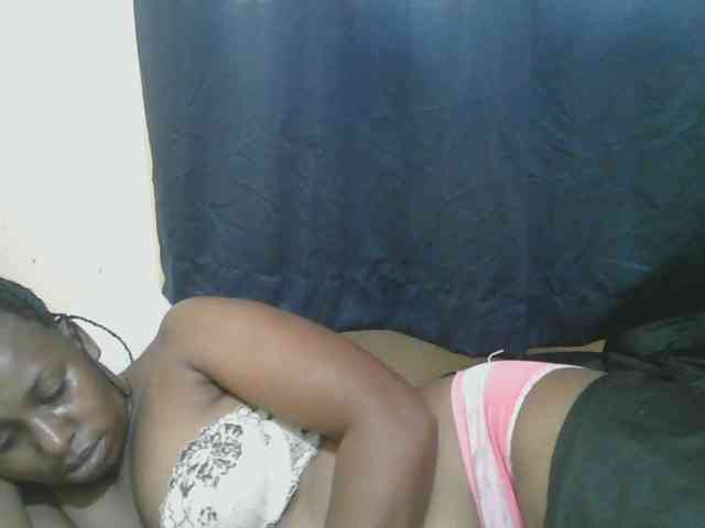 naughty-slender webcam
