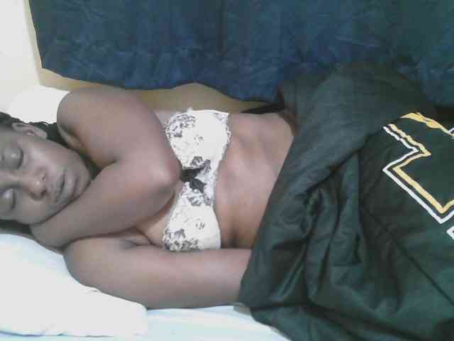 naughty-slender webcam