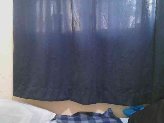 naughty-slender webcam