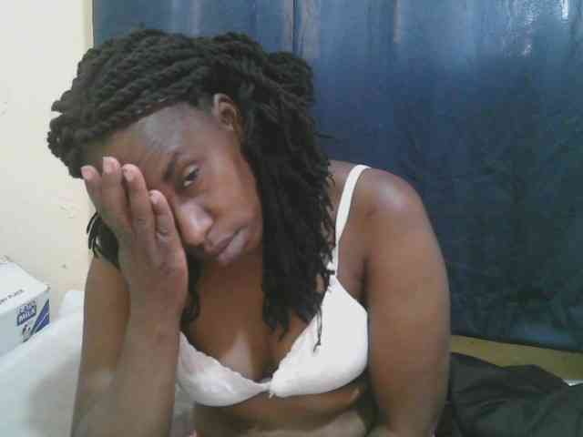 naughty-slender webcam