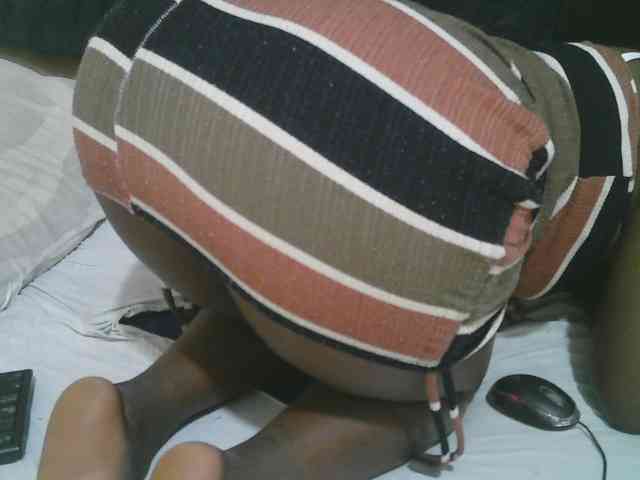 naughty-slender webcam