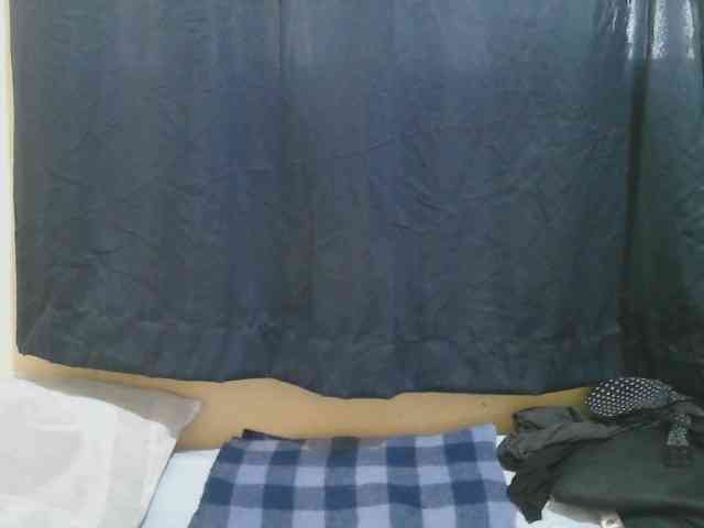 naughty-slender webcam