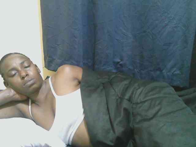 naughty-slender webcam