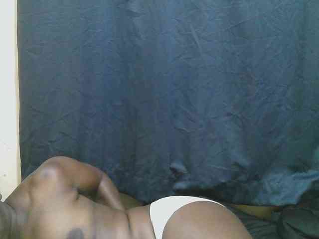 naughty-slender webcam