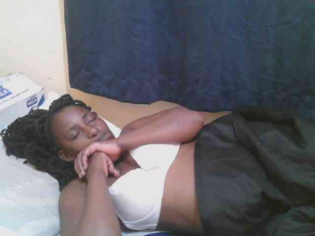 naughty-slender webcam