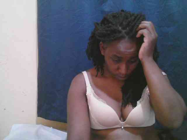 naughty-slender webcam