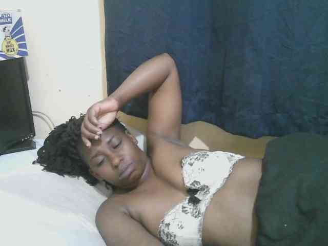 naughty-slender webcam