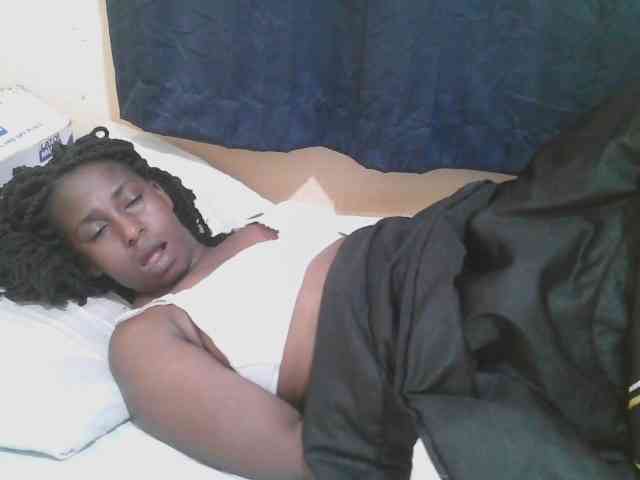 naughty-slender webcam