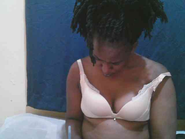 naughty-slender webcam