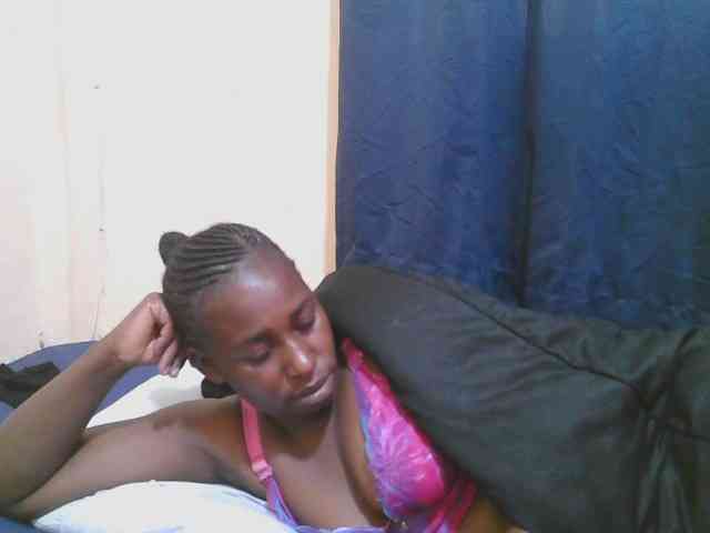 naughty-slender Live Webcam on BongaCams