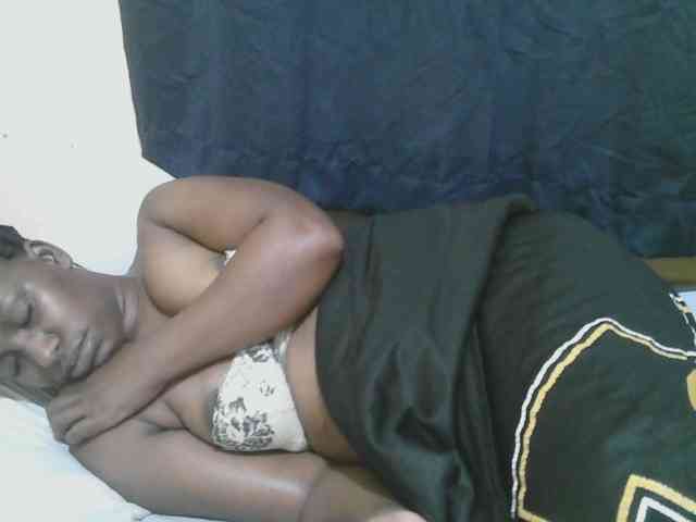 naughty-slender webcam