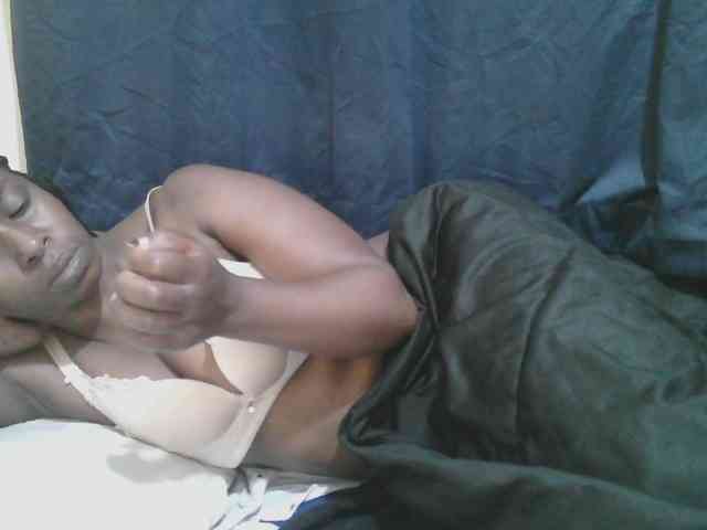 naughty-slender webcam