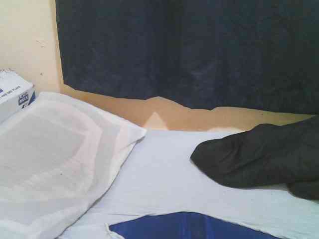 naughty-slender webcam