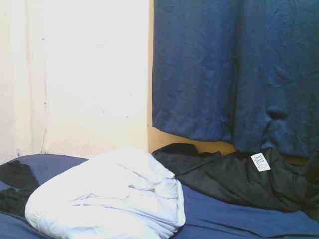 naughty-slender webcam