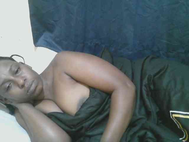 naughty-slender webcam