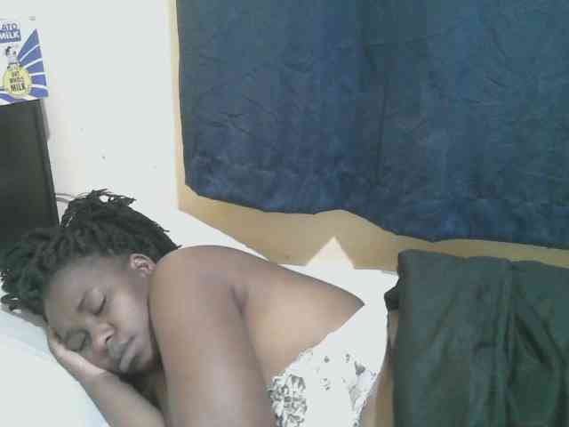 naughty-slender webcam