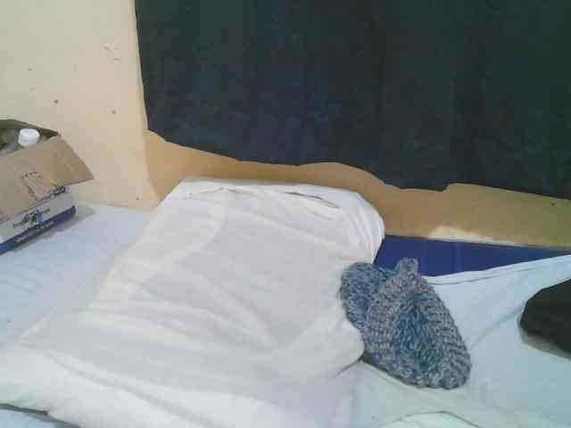 naughty-slender webcam