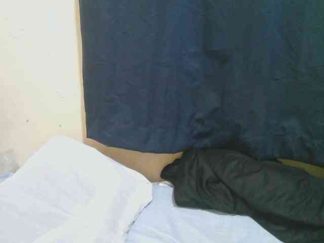 naughty-slender webcam