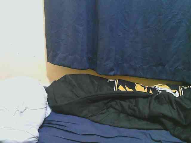 naughty-slender webcam