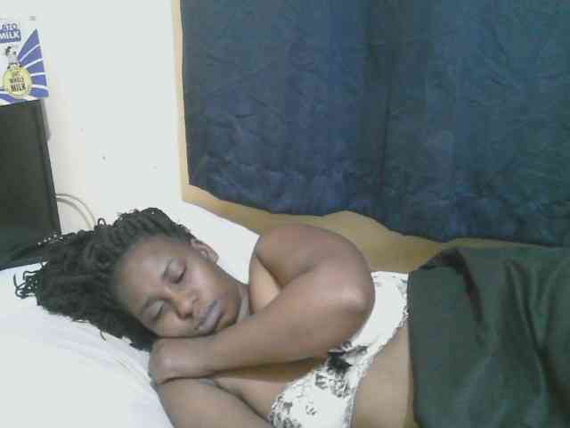 naughty-slender webcam