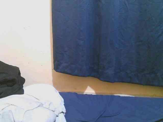 naughty-slender webcam