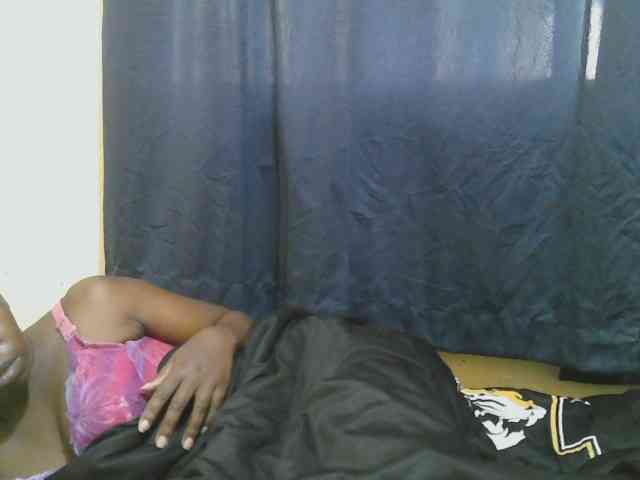 naughty-slender webcam