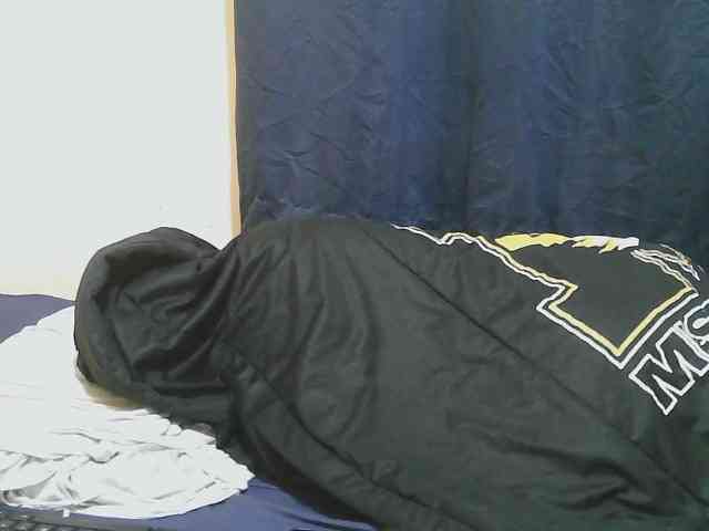 naughty-slender webcam