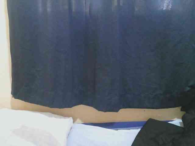 naughty-slender webcam