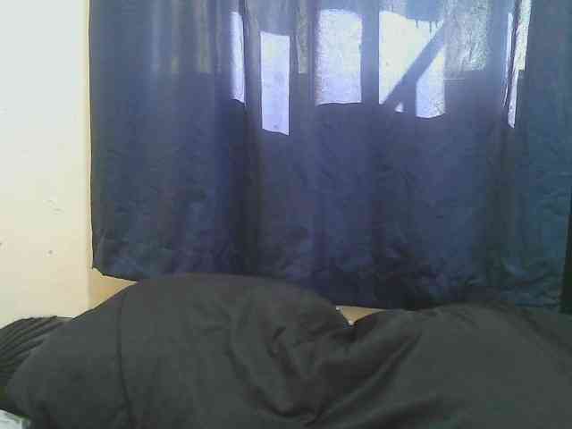 naughty-slender webcam