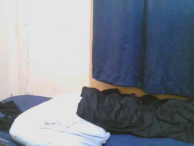 naughty-slender webcam