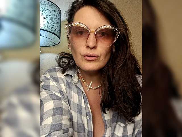 LUKONTA's BongaCams show and profile