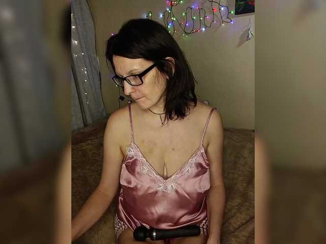 LUKONTA's BongaCams show and profile