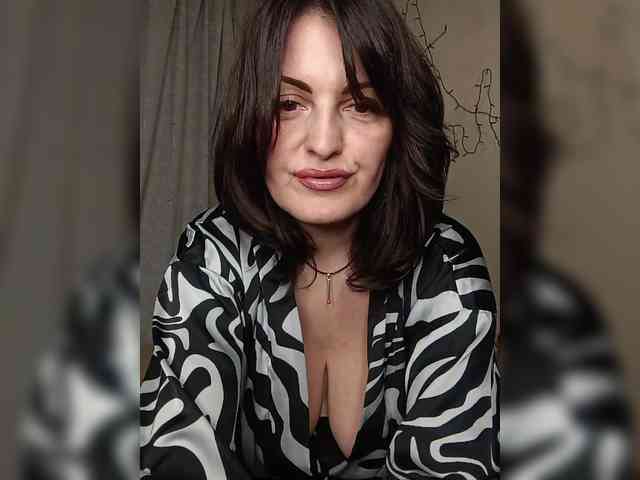 ZINA-PUSSY-JUICY webcam