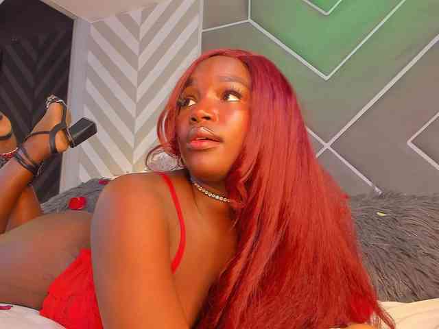 MissMahalaa webcam