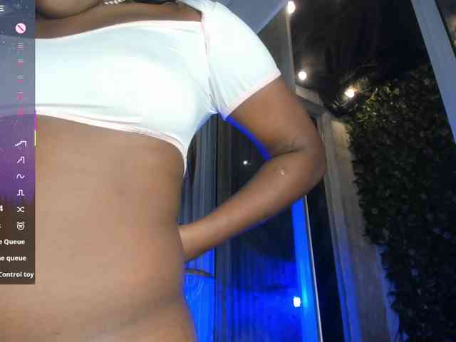 MissMahalaa webcam
