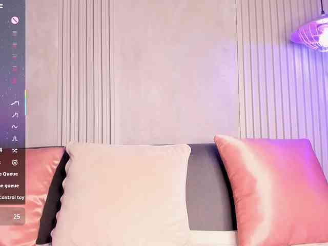 MissMahalaa webcam