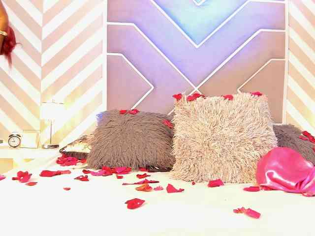 MissMahalaa webcam